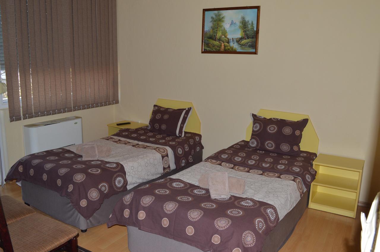 Dionis Hotel Petrich  ภายนอก รูปภาพ