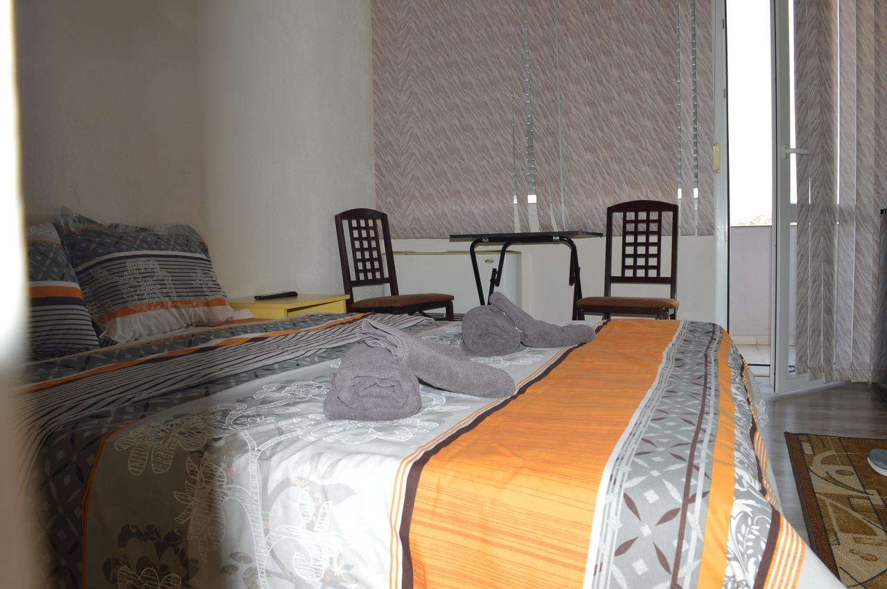 Dionis Hotel Petrich  ภายนอก รูปภาพ