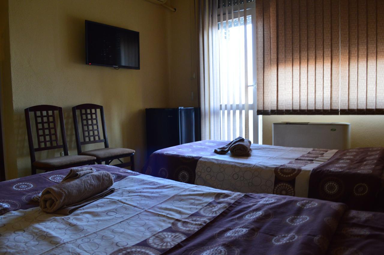 Dionis Hotel Petrich  ภายนอก รูปภาพ